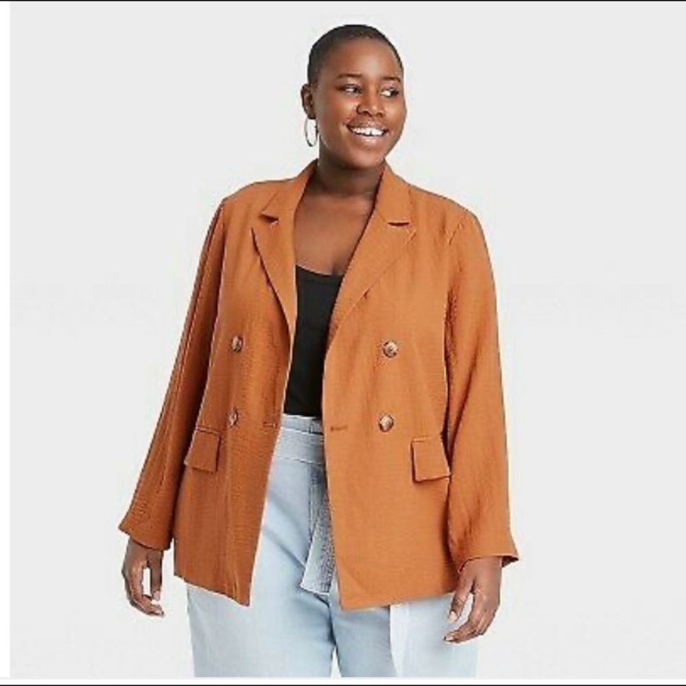 Women’s plus size blazer